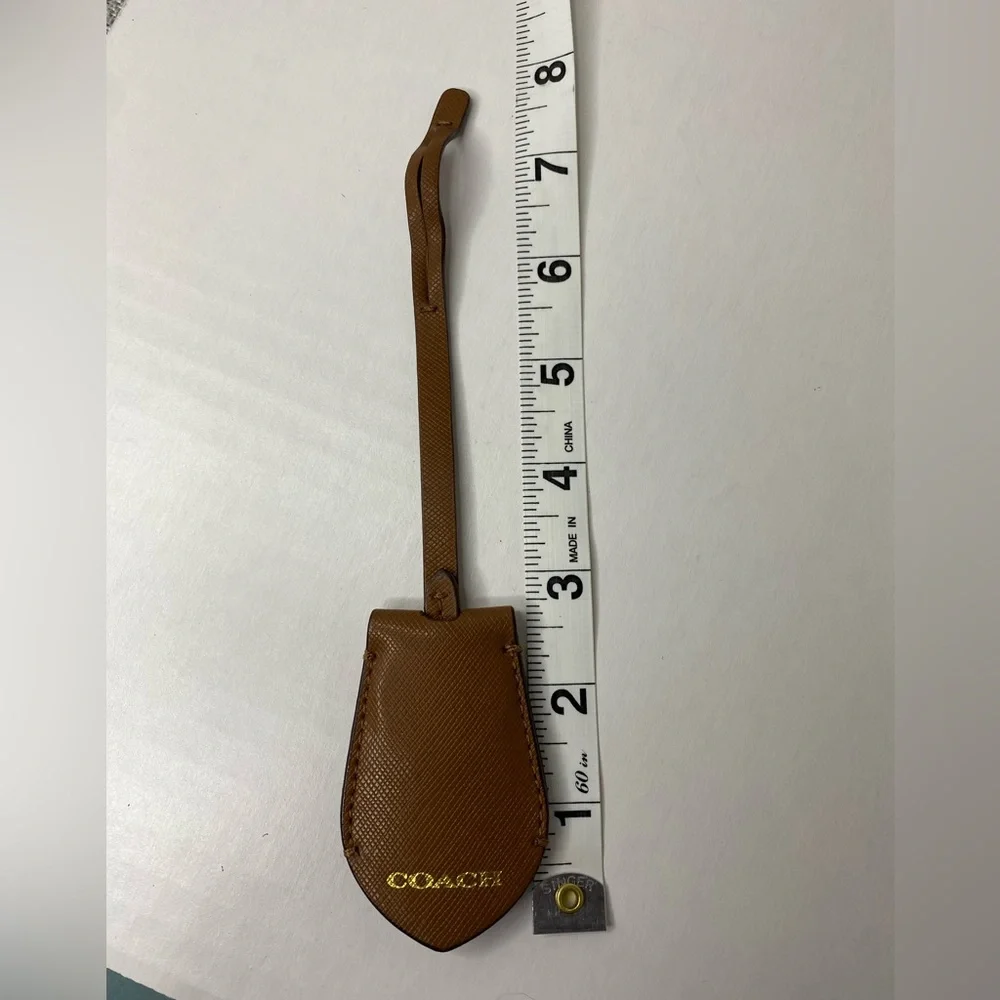 Coach keychain brown hangtag - Picture 4 of 4